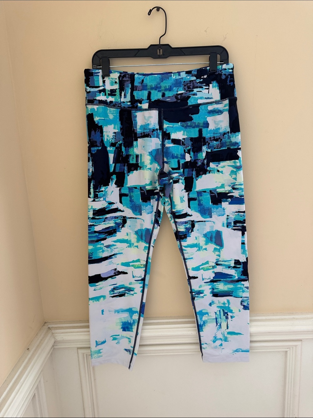 Calvin Klein‎ Blue Multi Abstract Capri Leggings Size XL